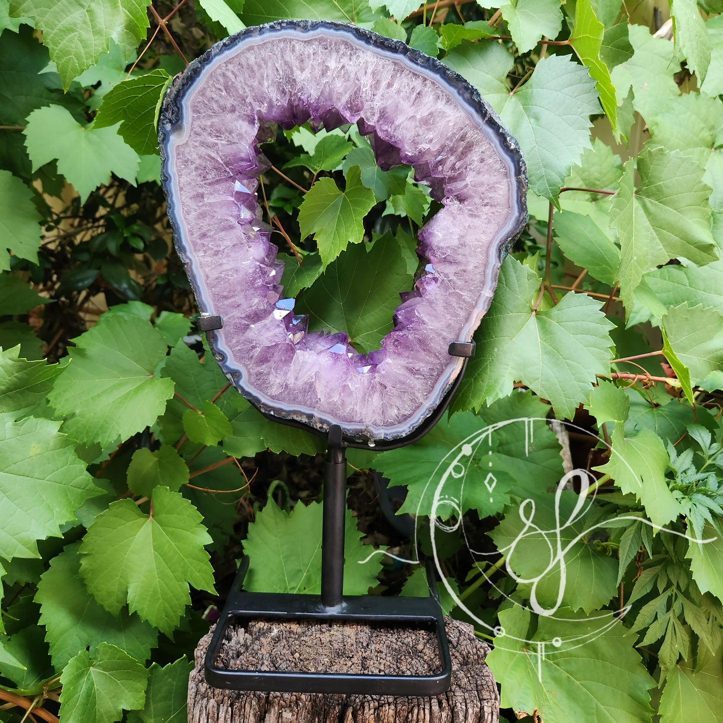 Amethyst portal on spinning stand brazil Amythest She Fire