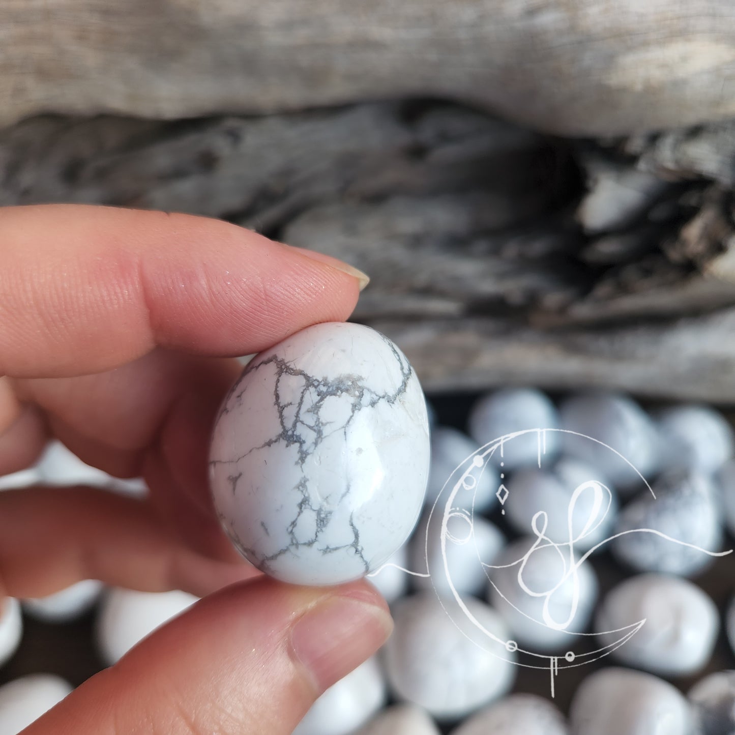 Howlite Tumble