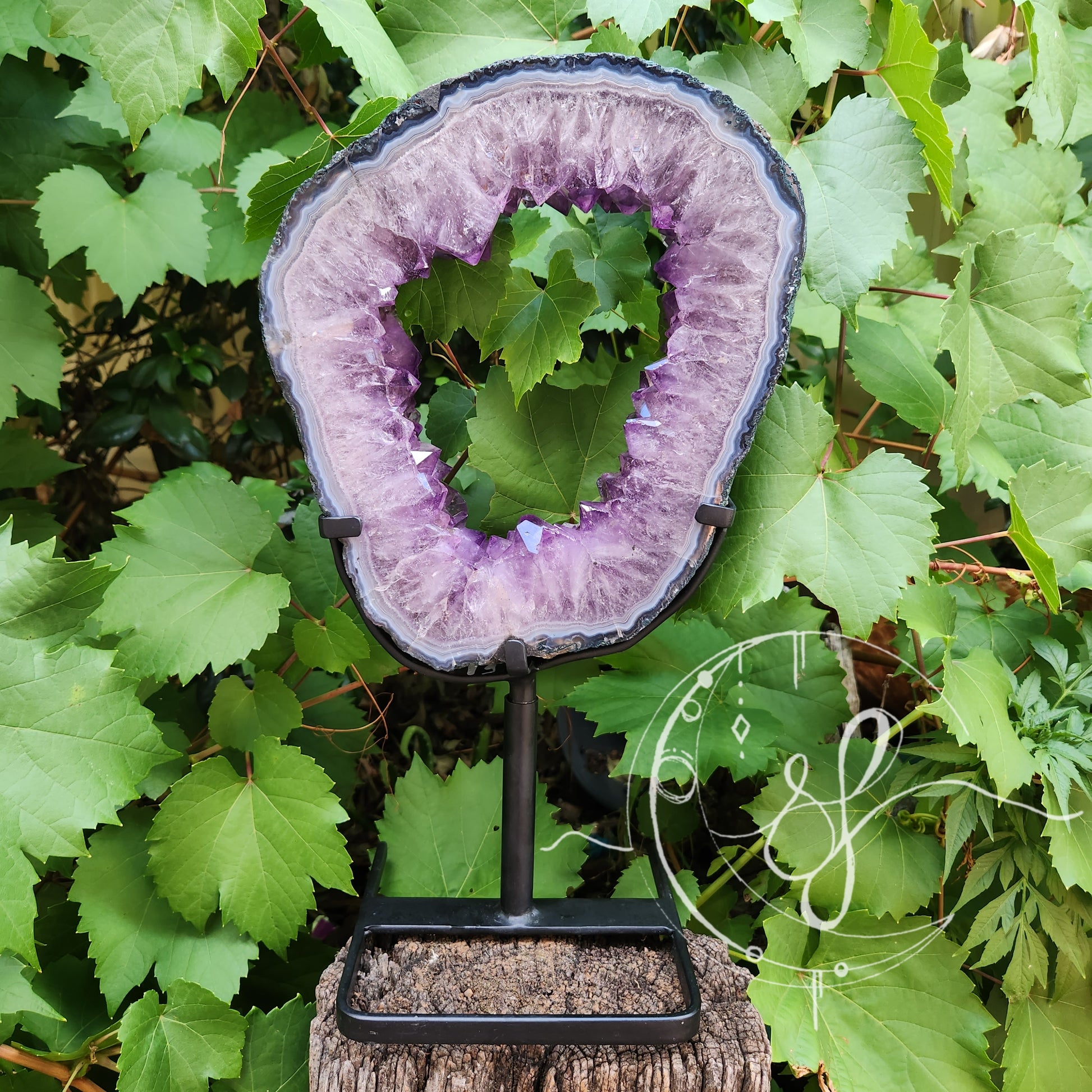 Amethyst portal on spinning stand brazil Amythest She Fire