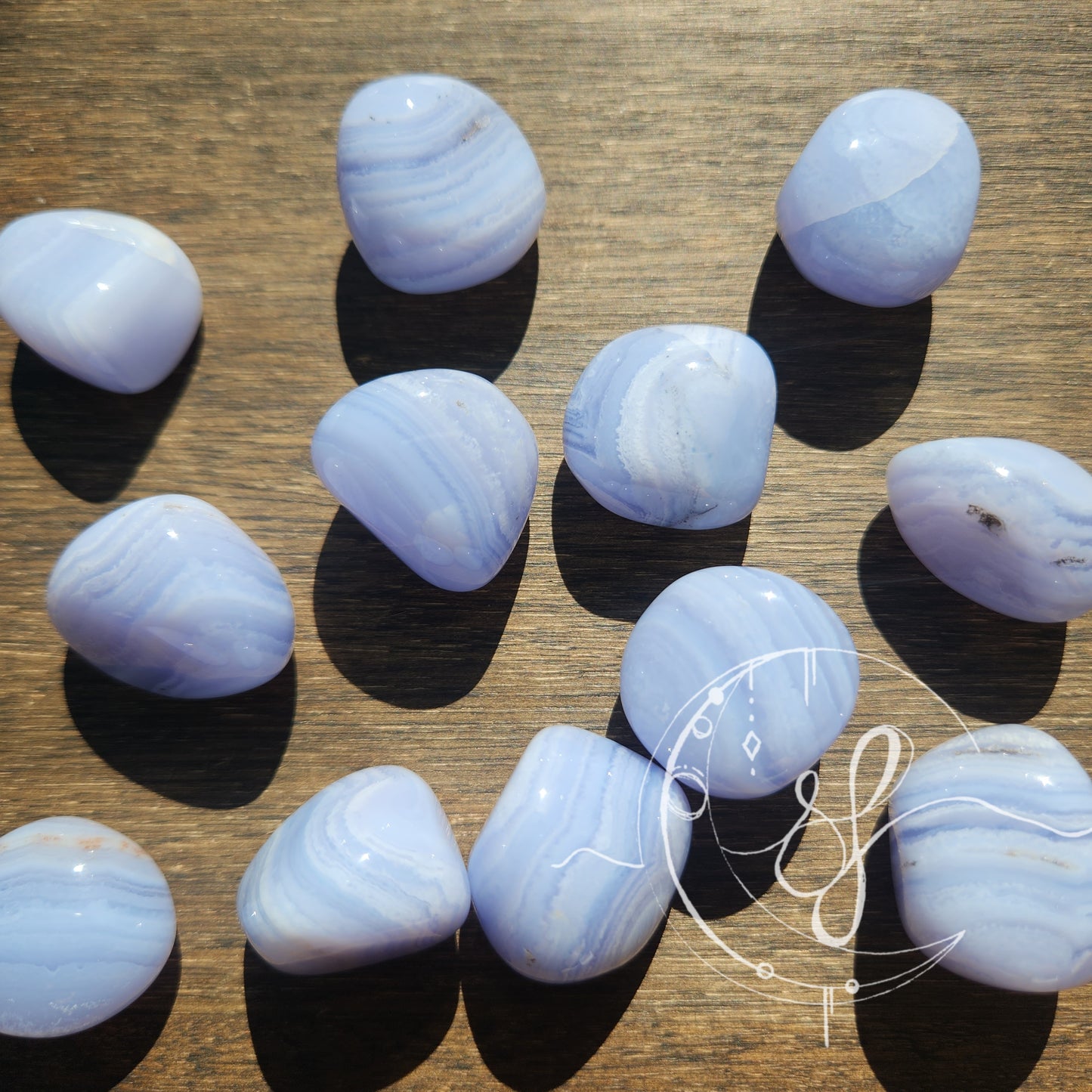 Highest grade hand cut blue lace agate tumbles she fire