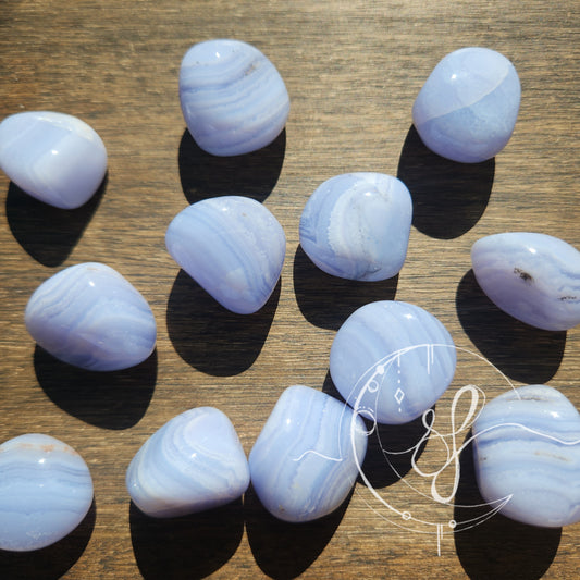 Highest grade hand cut blue lace agate tumbles she fire