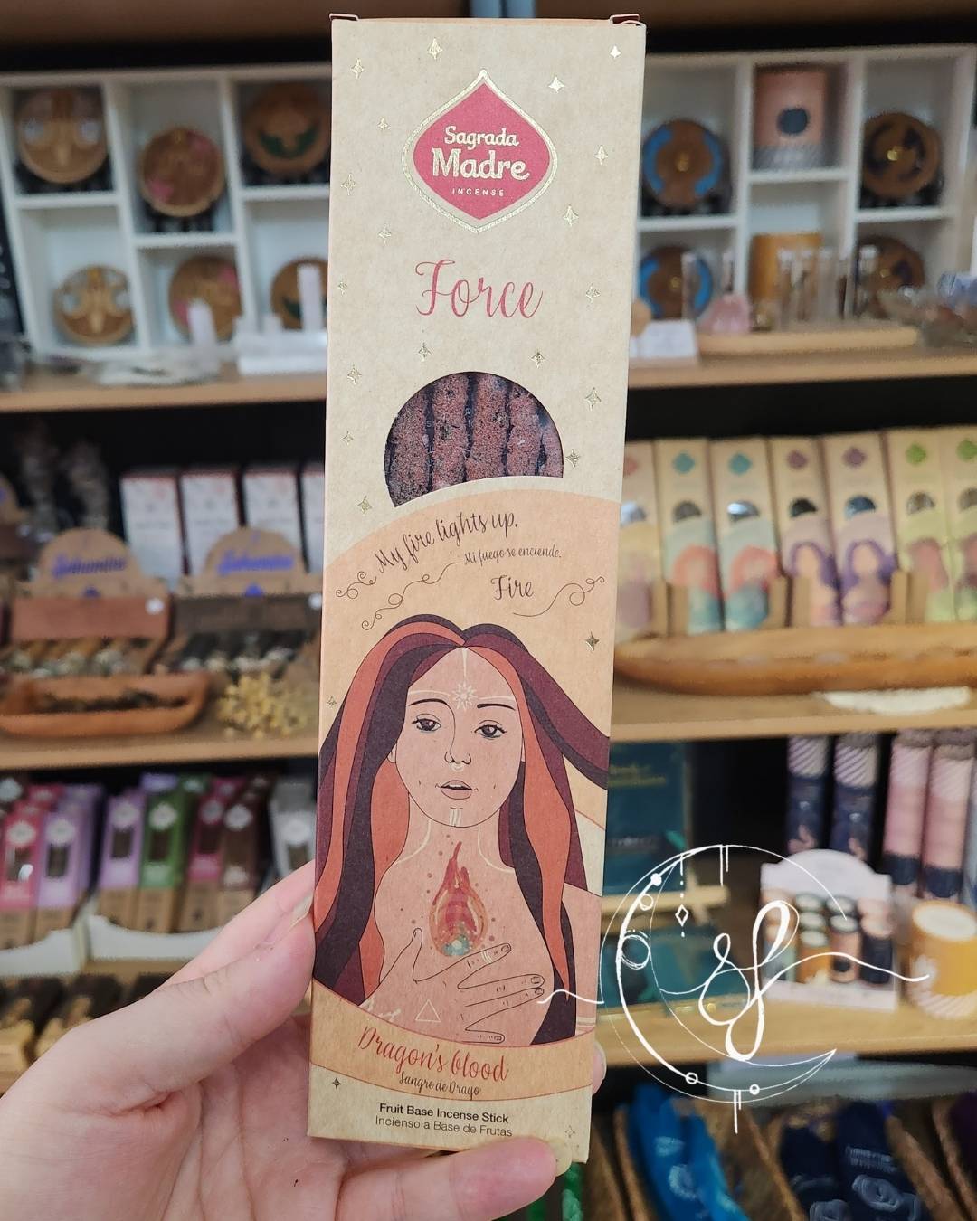 Sagrada Madre Force Incense, Dragon’s Blood scent, fruit-based incense sticks