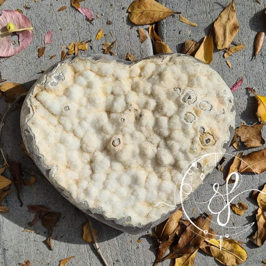 Orca Druzy Agate Heart