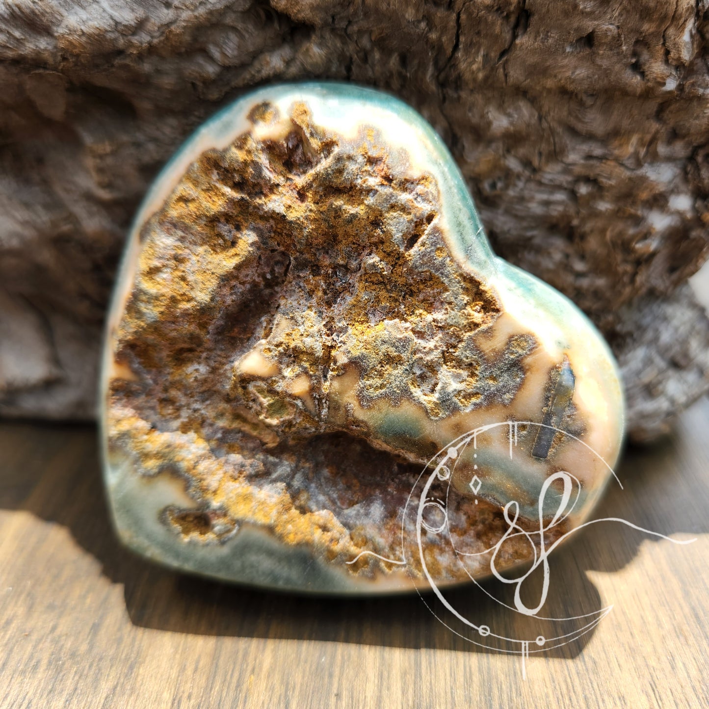 Uraguay Agate Amethyst Druzy Heart R