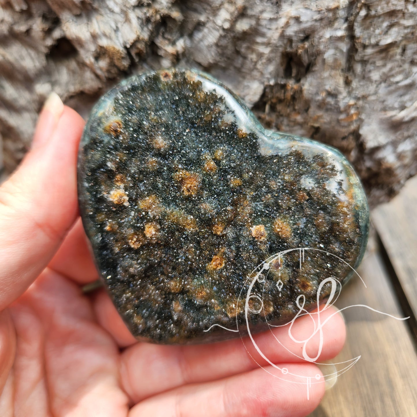 Uraguay Agate Amethyst Druzy Heart R