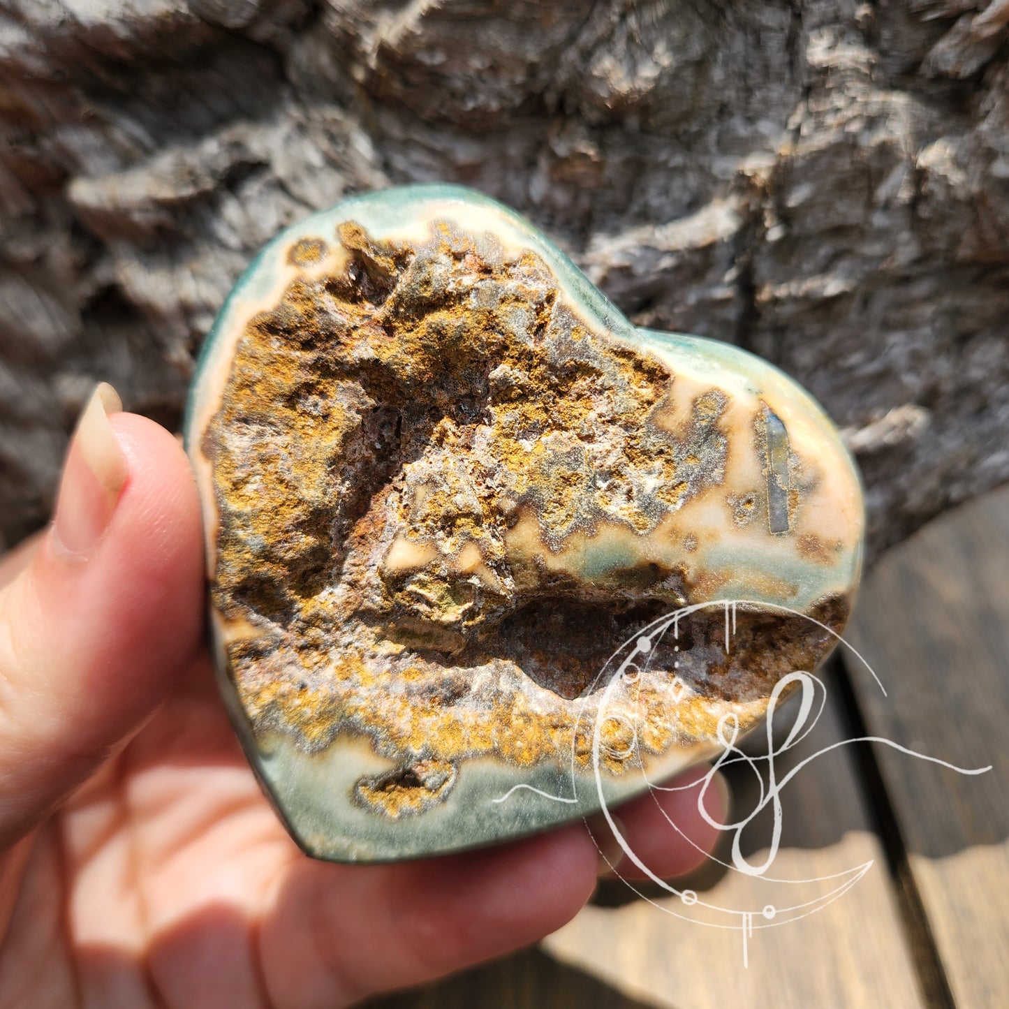 Uraguay Agate Amethyst Druzy Heart R